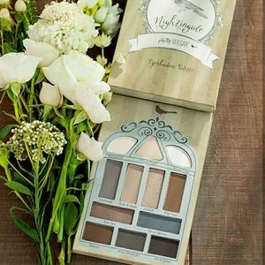 Pretty Vulgar Nightingale Pallette